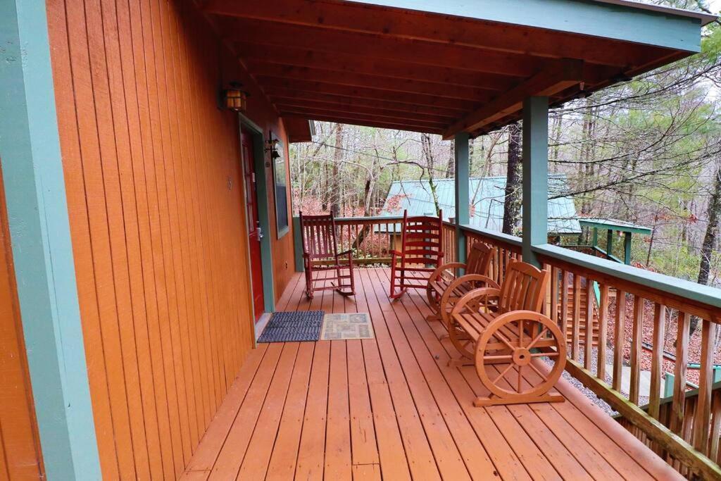 Alpine Mountain Sweetheart Cabin Jacuzzi #8 헬렌 외부 사진
